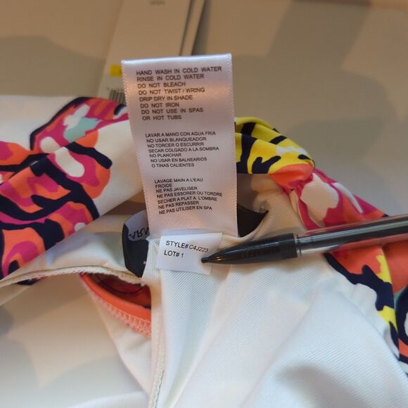 Carmen Marc Valvo Classic Shirred Waist Bikini Bottom Medium Brava Lily Floral - Picture 7 of 8